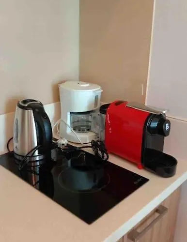 Villa Modern 1bd In Ortigas, Wifi ,netflix ,pool ,gym *